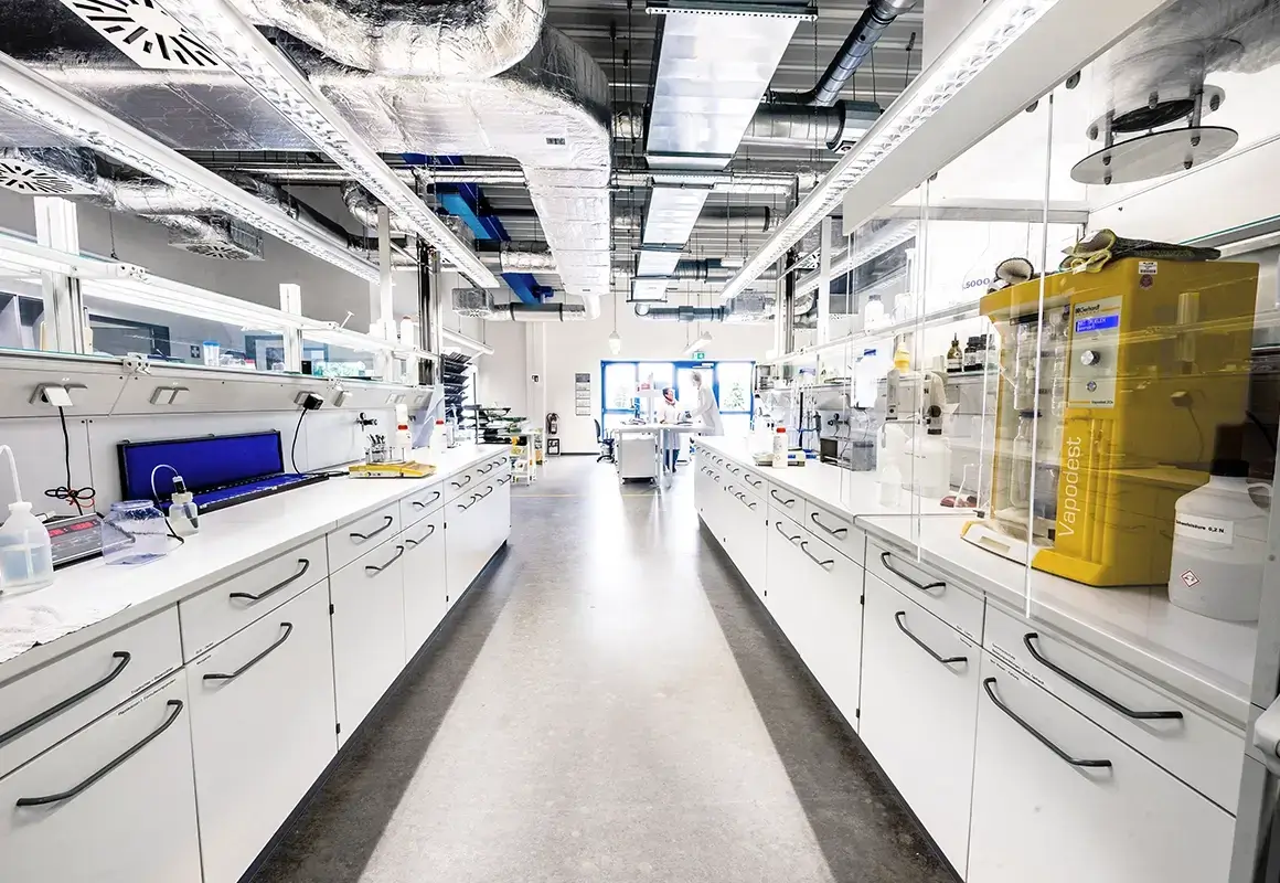 laboratory9